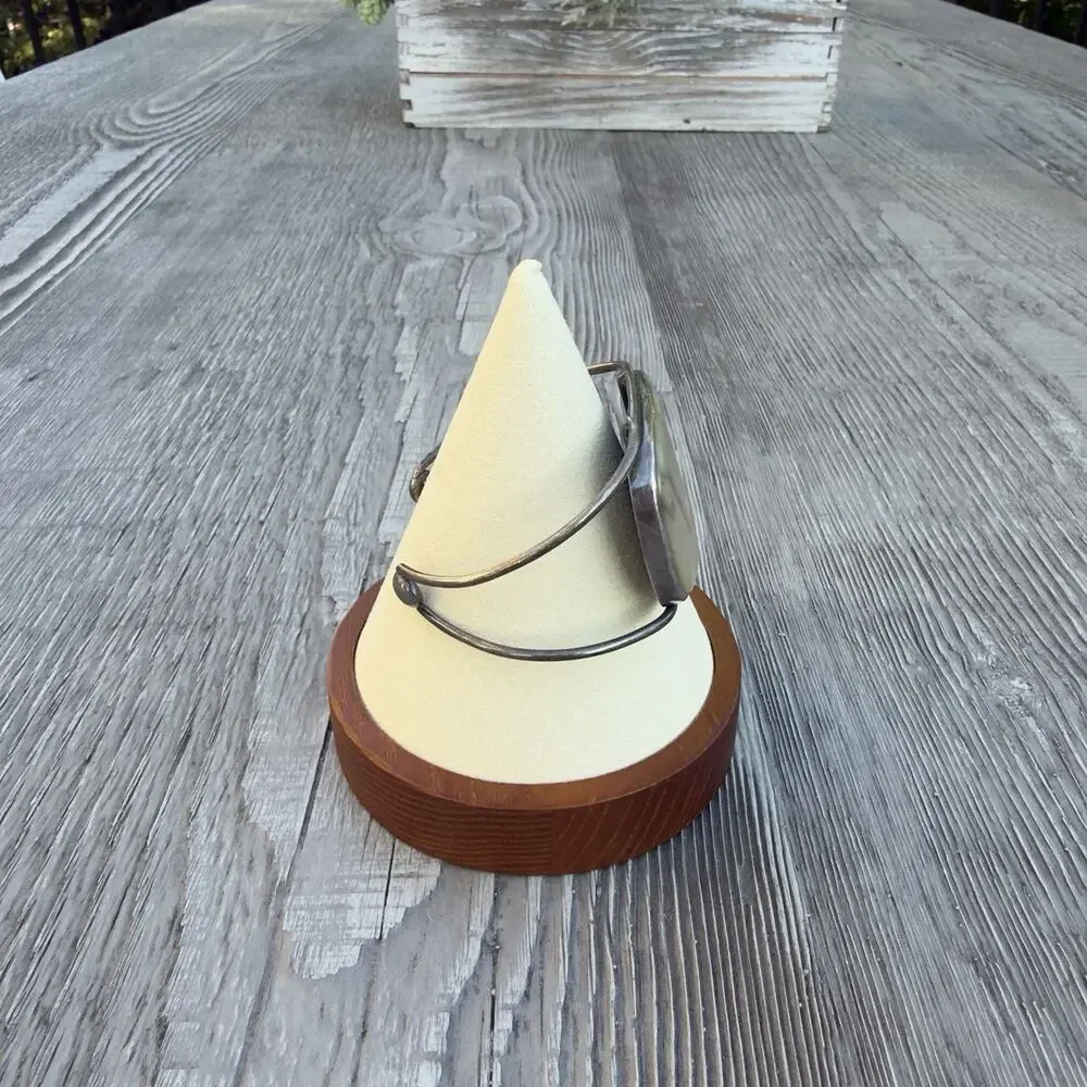 Unbranded vintage artisan